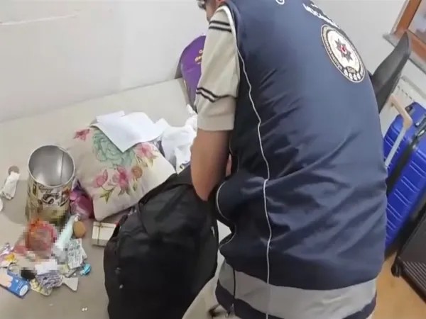TikTok'ta Yüksek Kazanç Tuzağı! Yabancı Kadınları Fuhuşa Böyle Sürüklediler